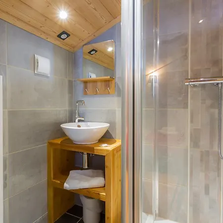 Chalet *